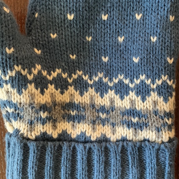 Toddler Boys Hat and Mittens St Size 3T - Picture 7 of 7